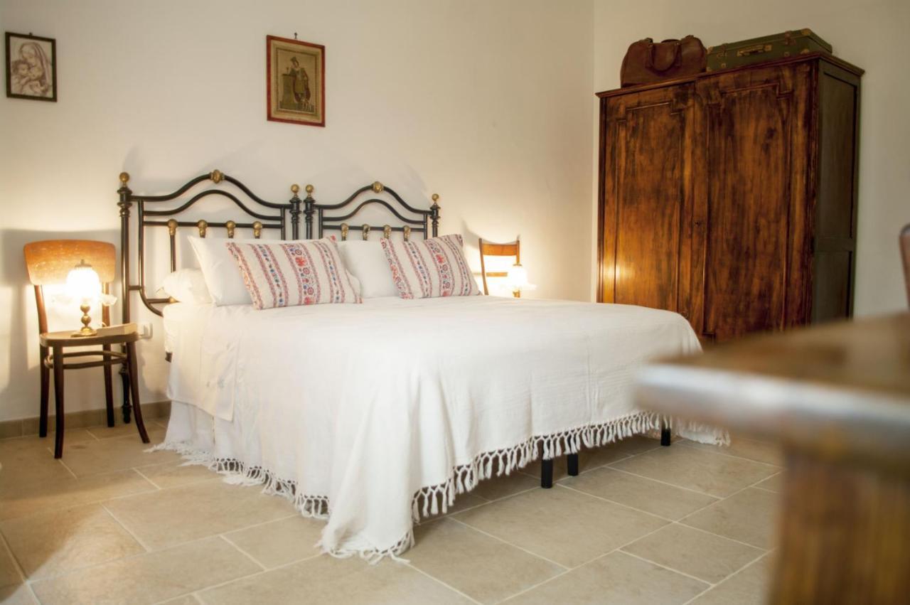 Il Trullo Bianco A Masseria Santalachicca Masseria Orimini Extérieur photo
