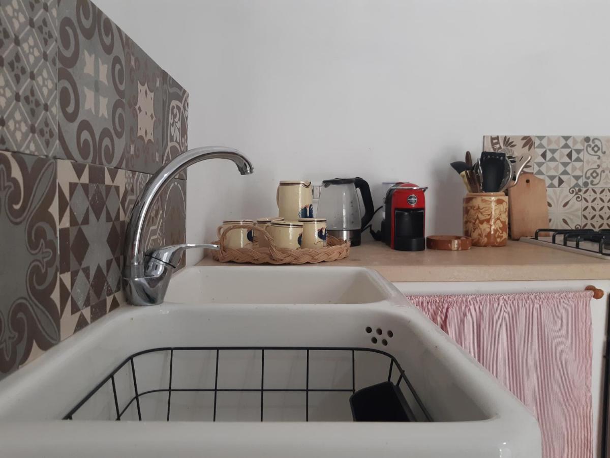 Il Trullo Bianco A Masseria Santalachicca Masseria Orimini Extérieur photo