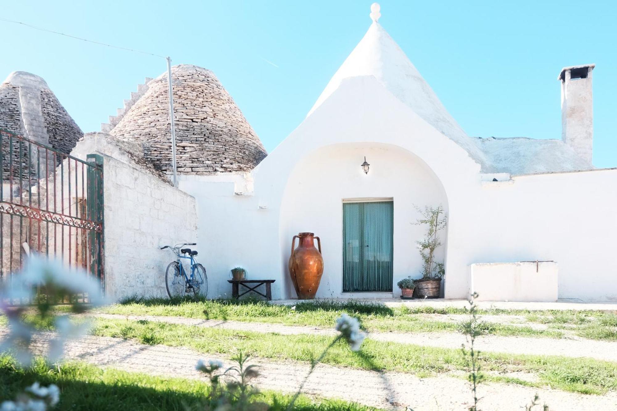 Il Trullo Bianco A Masseria Santalachicca Masseria Orimini Extérieur photo